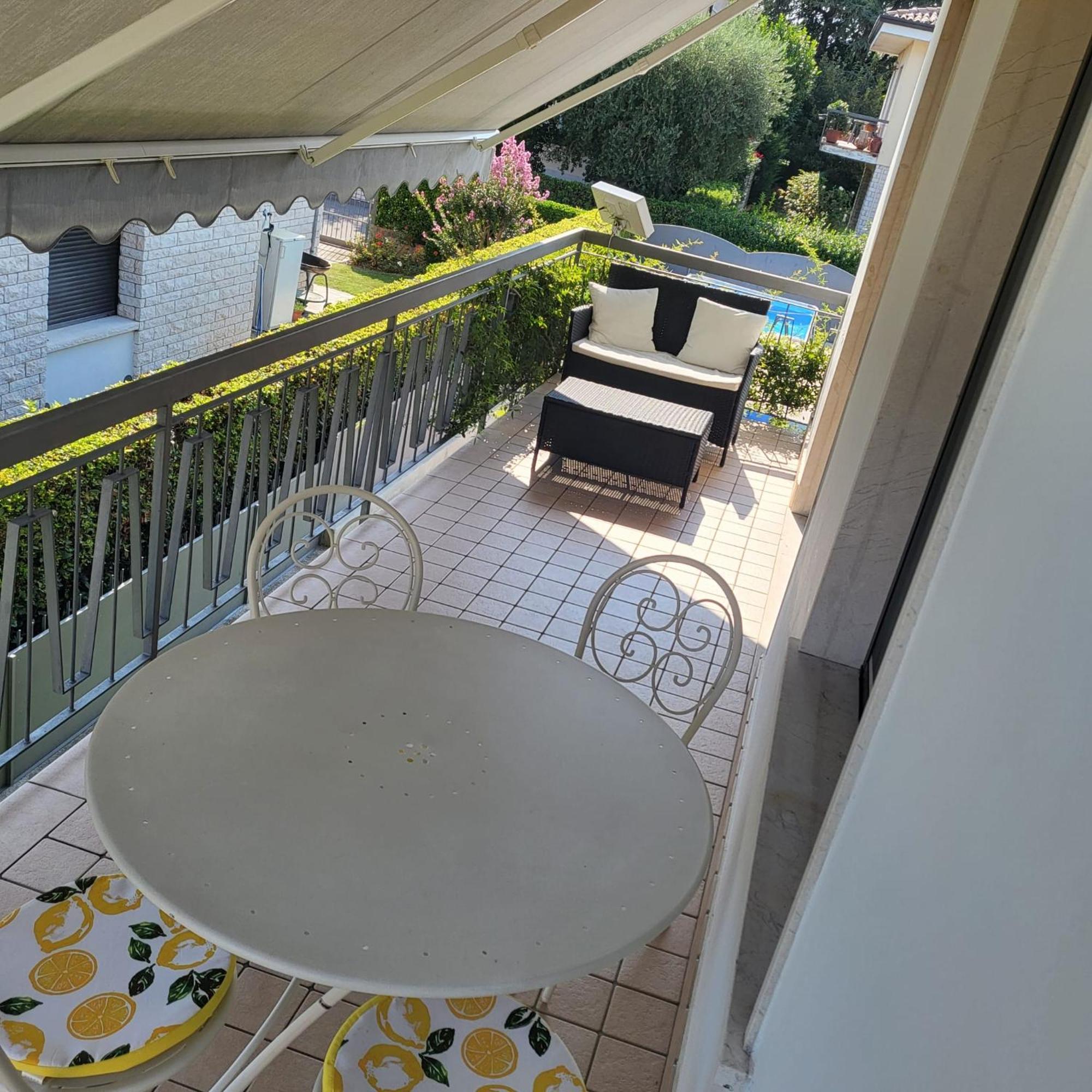 Villa Azdora Peschiera del Garda Zewnętrze zdjęcie